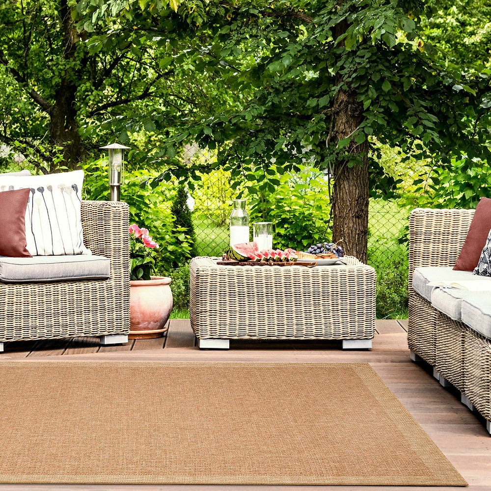 Plow & Hearth Indoor/Outdoor Toulouse Border Print Rug, 7'10" x 9'10"