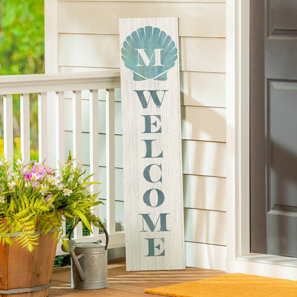 Plow & Hearth Coastal Porch Leaner Shell Monogram 46" M