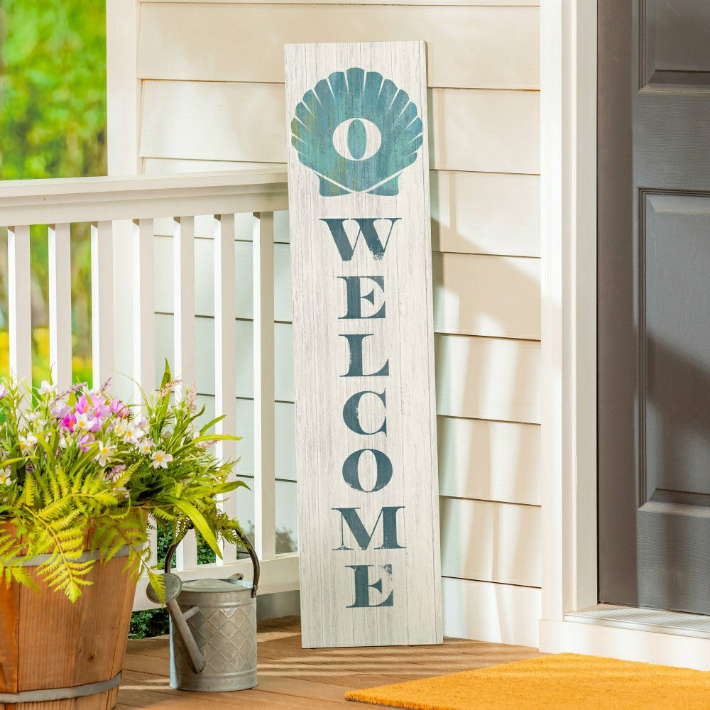 Plow & Hearth Coastal Porch Leaner Shell Monogram 46" O
