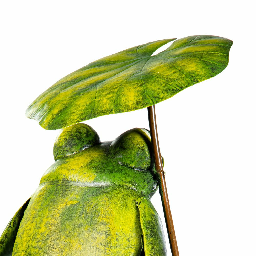 Plow & Hearth Frog with Umbrella Garden Statue
