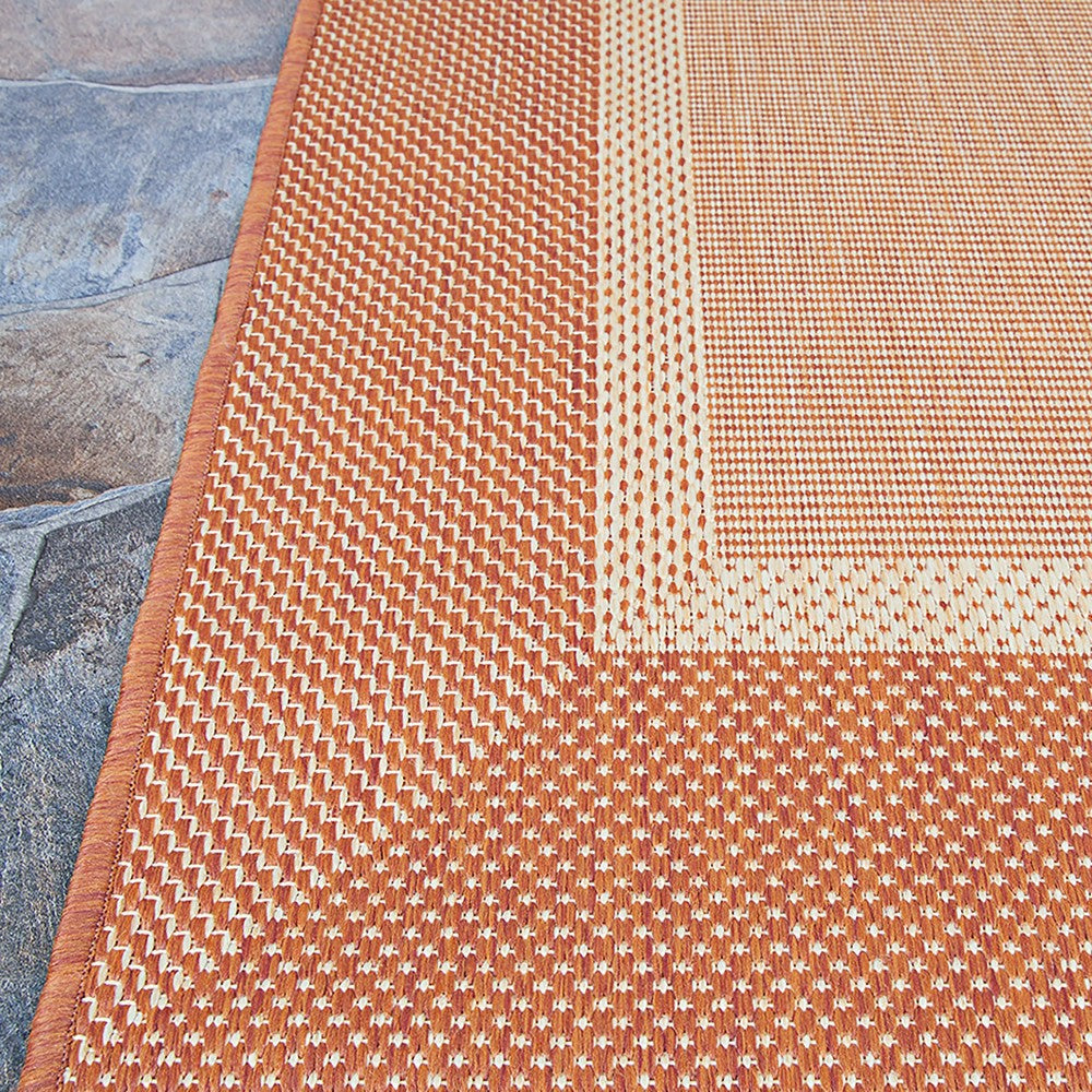 Plow & Hearth Veranda Framework Indoor/Outdoor Polypropylene Rug