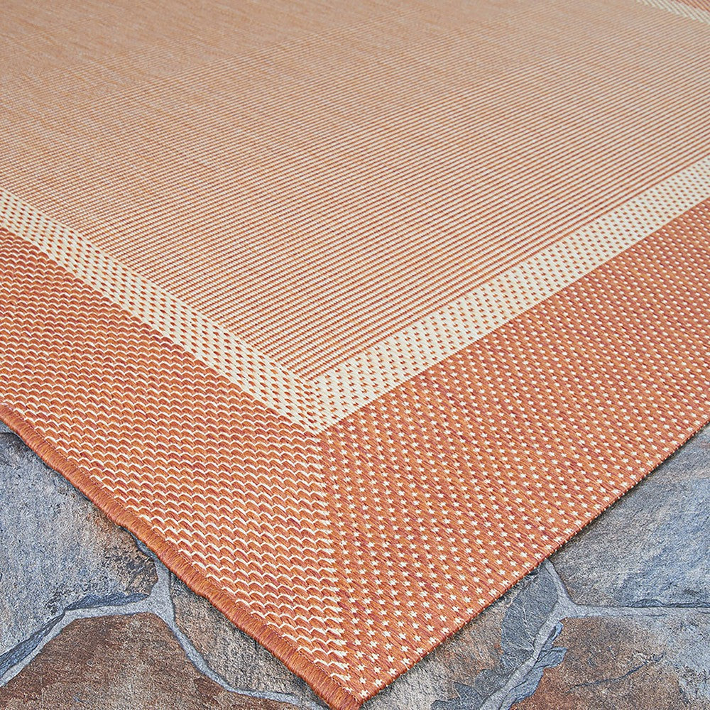 Plow & Hearth Veranda Framework Indoor/Outdoor Polypropylene Rug