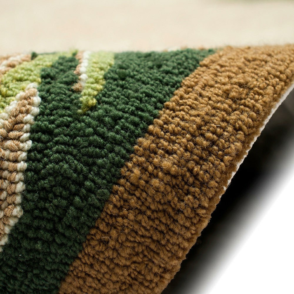 Plow & Hearth Indoor/Outdoor Forest Lake Border Rug, 42" x 66"