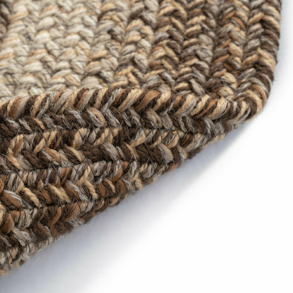Plow & Hearth Indoor/Outdoor Oval Woodridge Braided Polypropylene Rug, 2'7" x 9' Run