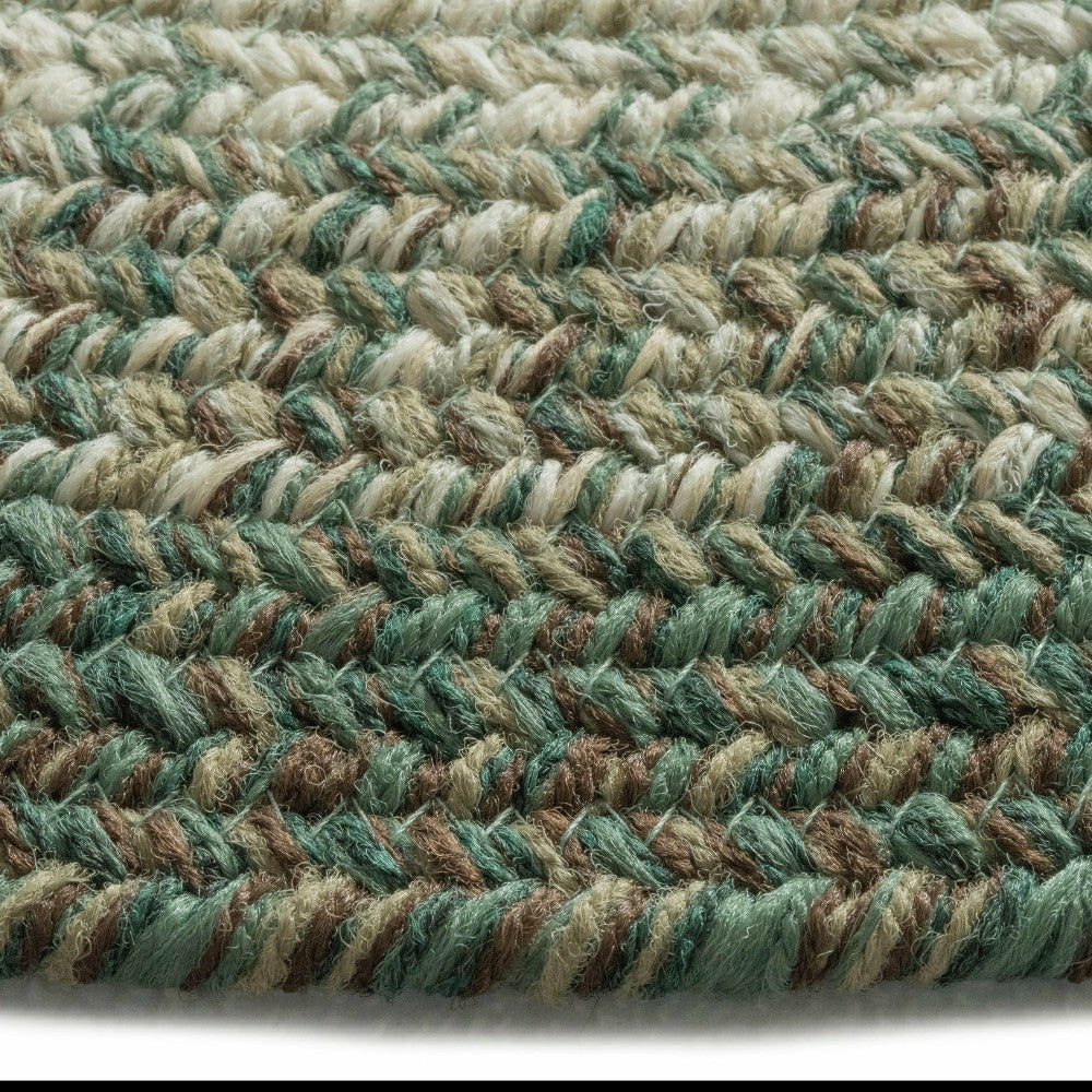Plow & Hearth Indoor/Outdoor Oval Woodridge Braided Polypropylene Rug, 7'6" Round