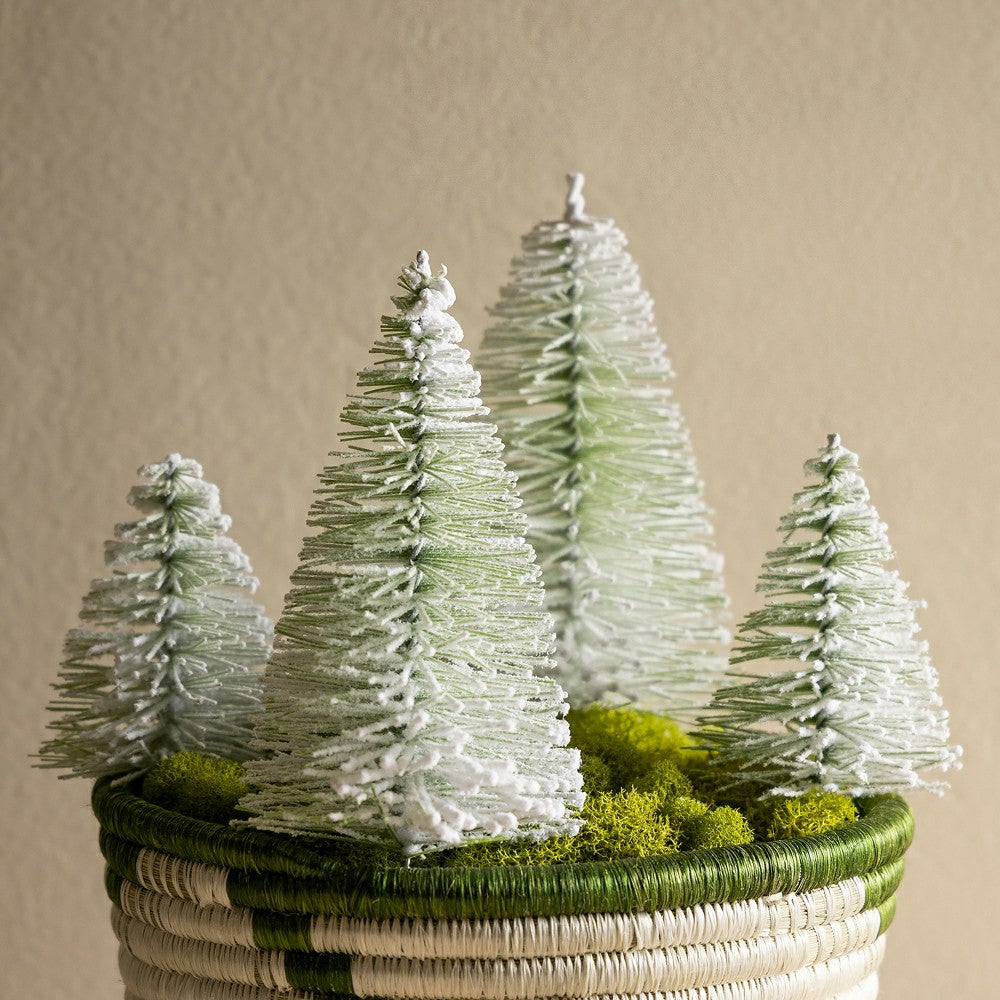 Plow & Hearth Set of 4 Clip-On Bottle Brush Décor