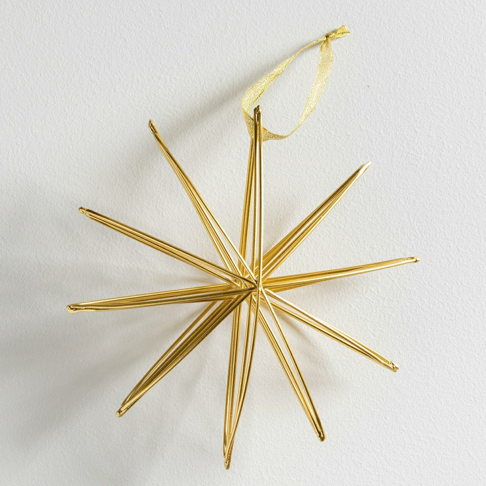 Plow & Hearth Hanging Iron Star